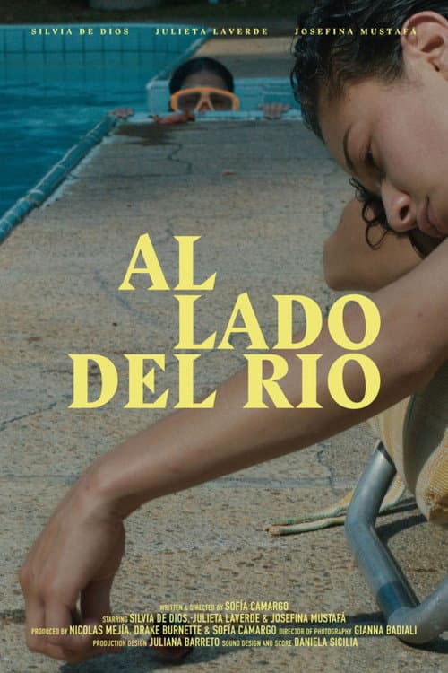 Al lado del río